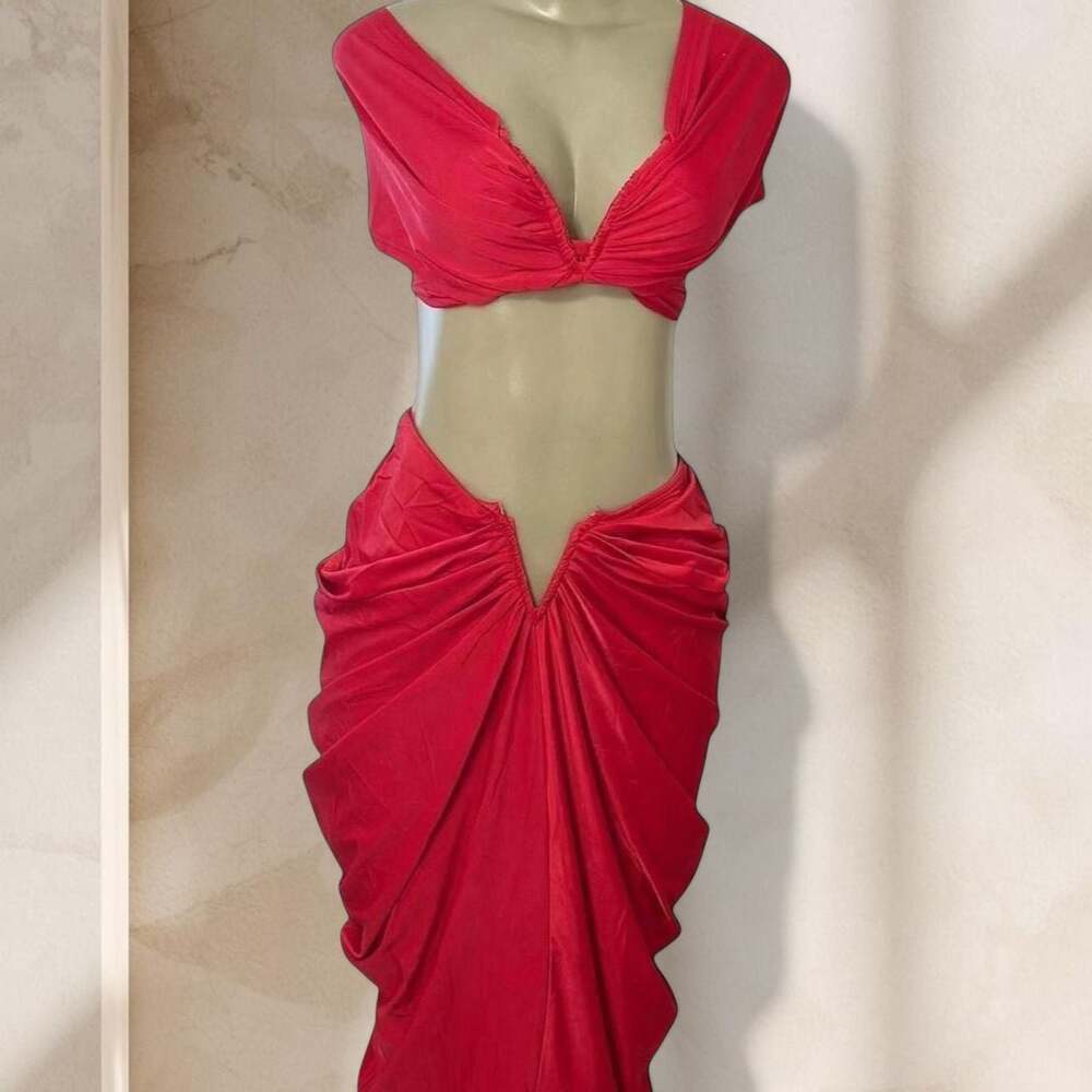 Red Two Piece Set – Ruched Crop Top & Maxi Skirt Sexy Elegant Night Out ✧ L - Picture 2 of 4